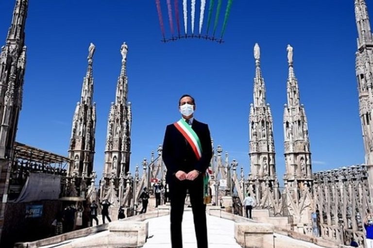 Beppe Sala frecce tricolori