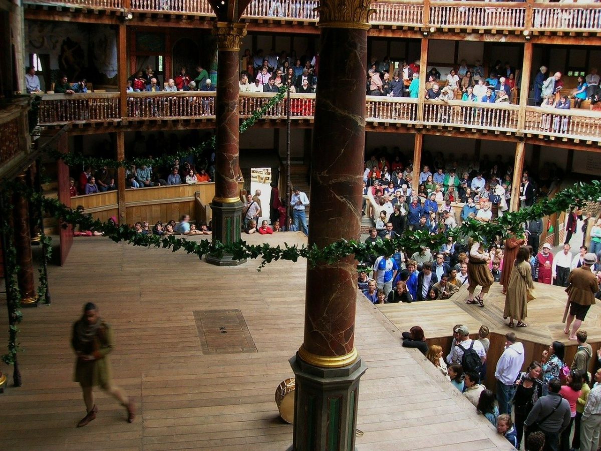 Un Globe Theatre a Milano in onore di Gigi Proietti: la proposta