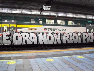 Graffiti treno covid Milano