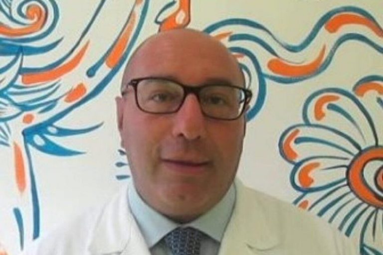 Luca Bernardo, pediatra