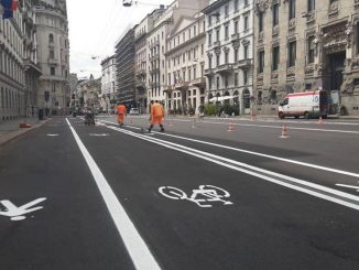 Milano è in difficoltà sulla mobilità sostenibile: il confronto con le città europee
