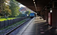 Perchè la metro di Milano viaggia rallentata: le motivazioni