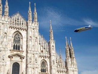 In volo su Milano il dirigibile Goodyear: scopriamo il perché