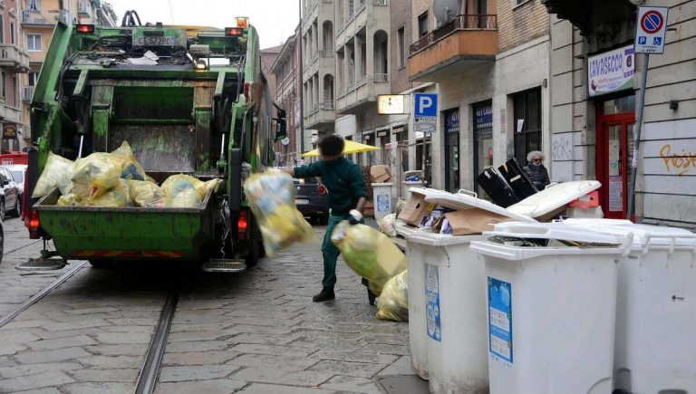 Tari 2022 Milano, quando si paga? La tassa dei rifiuti diminuisce del 4%