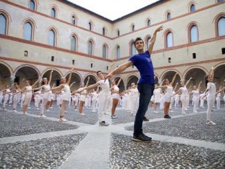 Ballo in bianco in Piazza Duomo: Roberto Bolle guiderà i 1.500 allievi ballerini