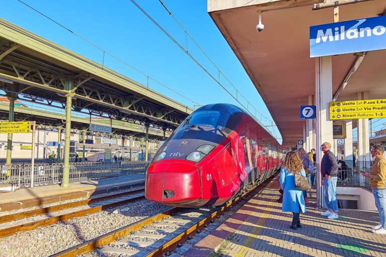 Due scioperi in una settimana a Milano treni e mezzi Atm a rischio