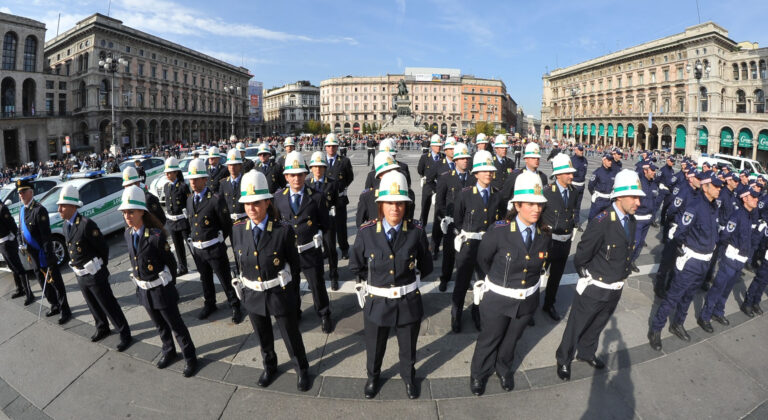 Sala vuole 500 agenti di sicurezza in più a Milano