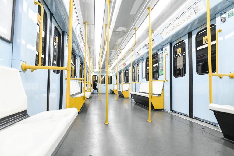 Sciopero generale a Milano a rischio metro, mezzi Atm e treni