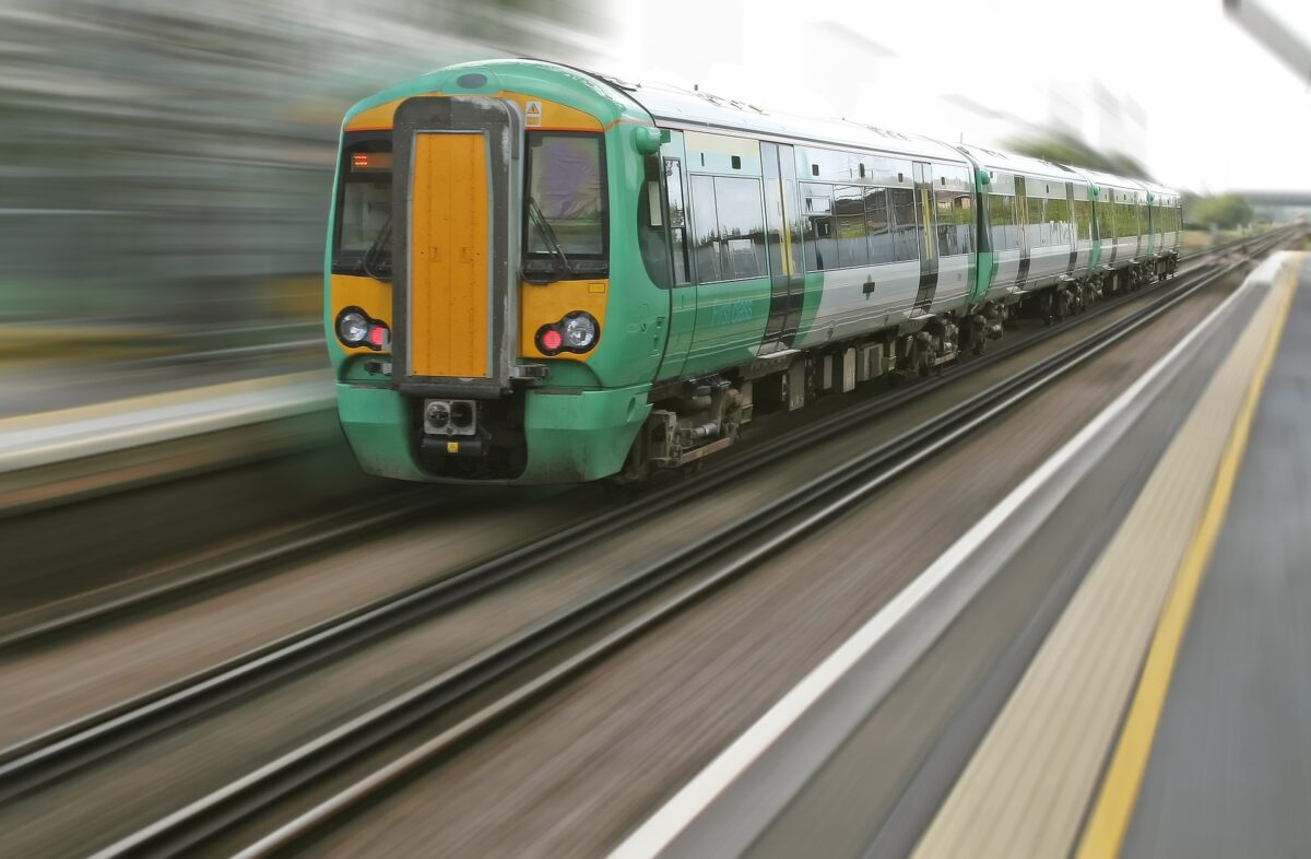 Sciopero dei trasporti 17 novembre, i nuovi orari di treni e metro: tutti gli aggiornamenti