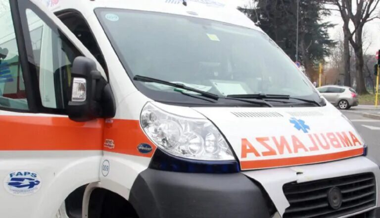 bambino nasce ambulanza