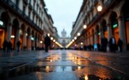 Fiamme e panico a Milano in corso Vittorio Emanuele