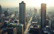 Panorama di Milano con edifici moderni e spazi verdi