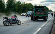 scontro tra moto e trattore provoca rallentamenti sulla 494 1749537765