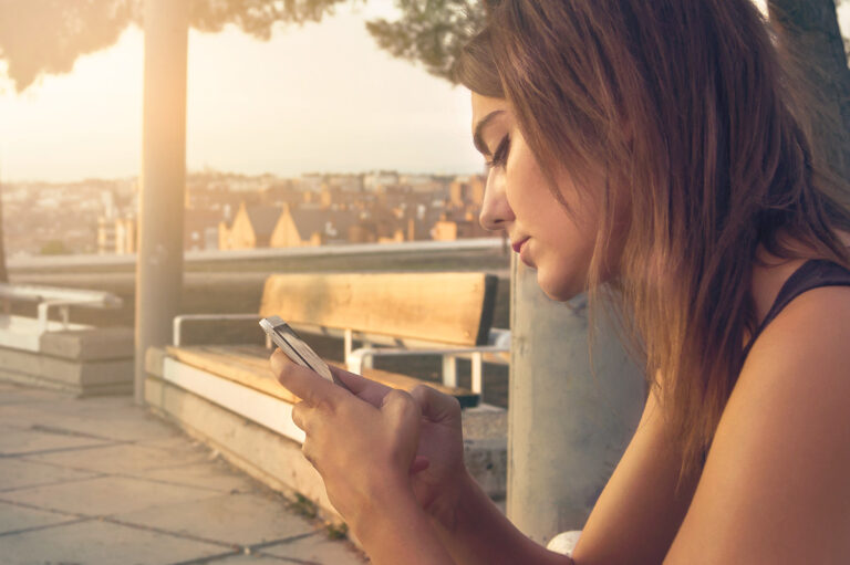 Cosa fanno davvero gli italiani su internet?