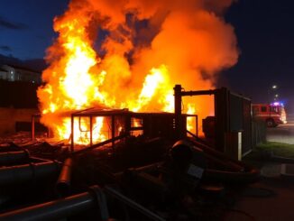 incendio devastante nellimpianto di corsico ultimi aggiornamenti e misure di sicurezza 1761898933