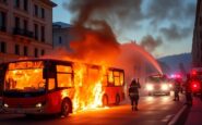 incendio di un autobus a sesto san giovanni intervento sicuro dei vigili del fuoco 1766639201