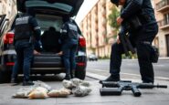 operazione antidroga a milano due arresti con sequestro di armi e denaro 1769127169