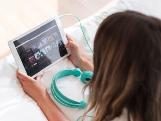 Nuove frontiere dello spettacolo: tra innovazione tecnologica e linguaggi moderni