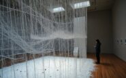 mostra sul senso della neve al mudec con lopera di chiharu shiota 1771222685