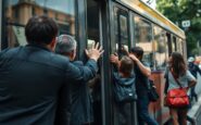 incidente in via mazzini donna rimane incastrata nella porta del tram linea 16 1774896054