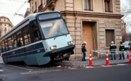 tram deragliato a milano due vittime e un errore nellidentificazione cosa sappiamo 1772501675